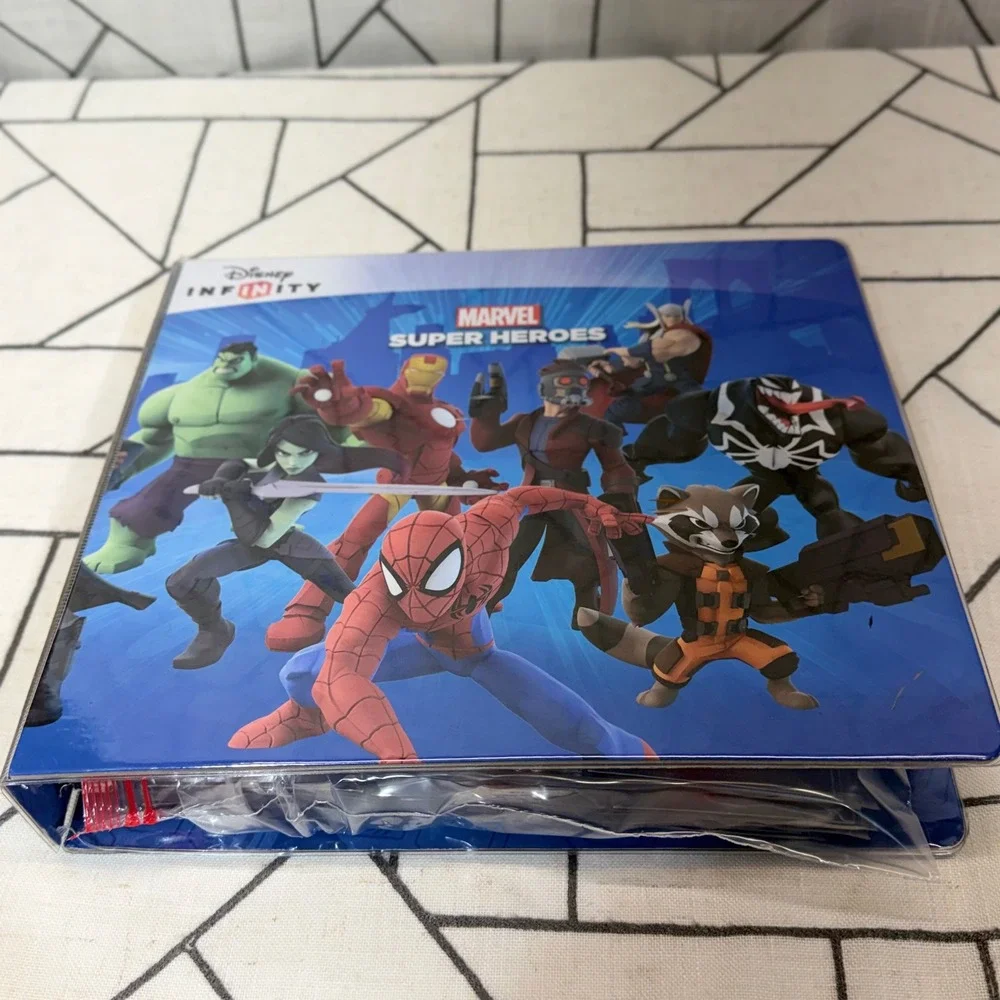 Disney Infinity Power Disc Binder OS Blue Marvel Super Heroes Collection